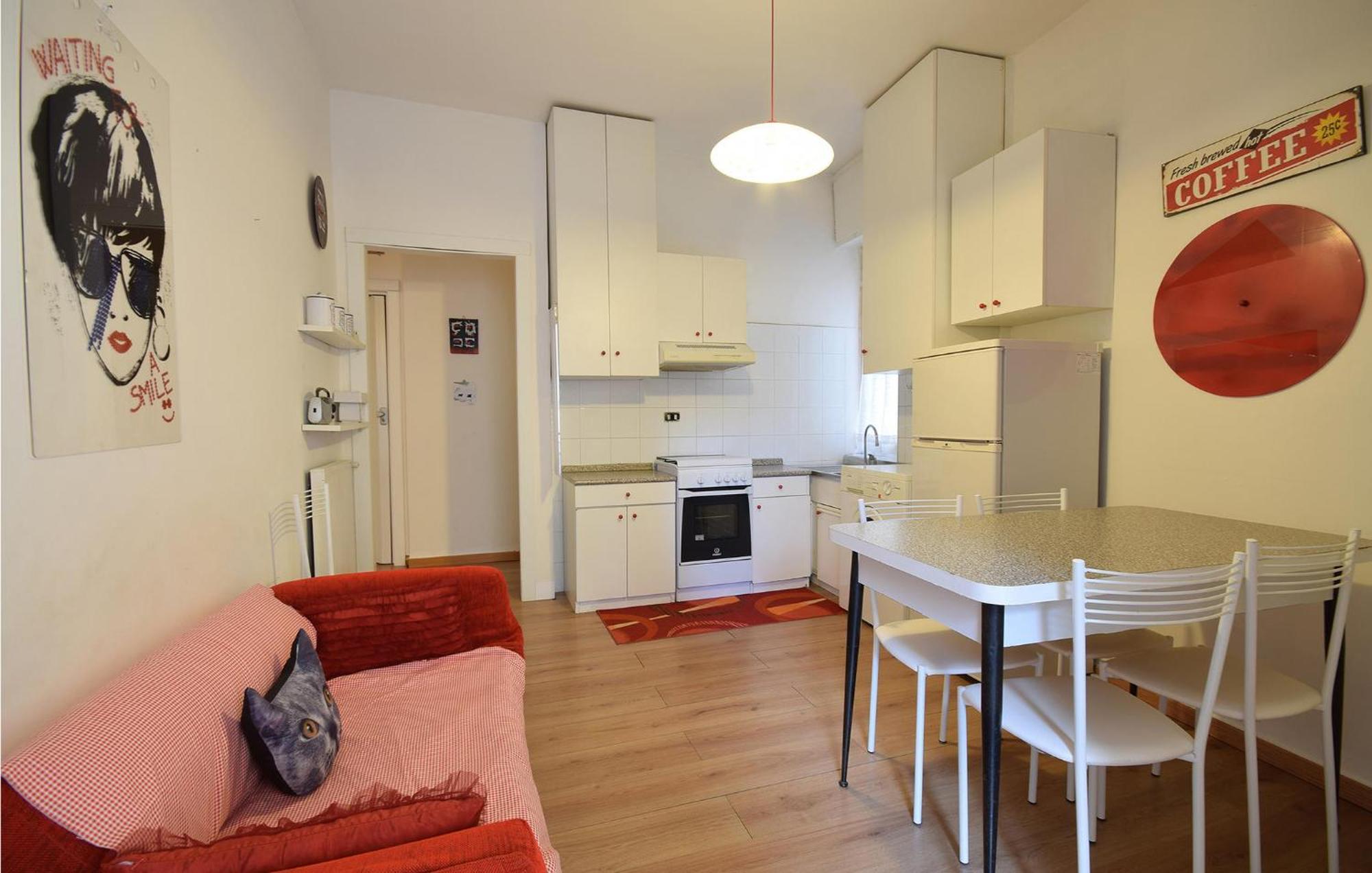 Nice Apartment In Loano With Kitchenette Kültér fotó