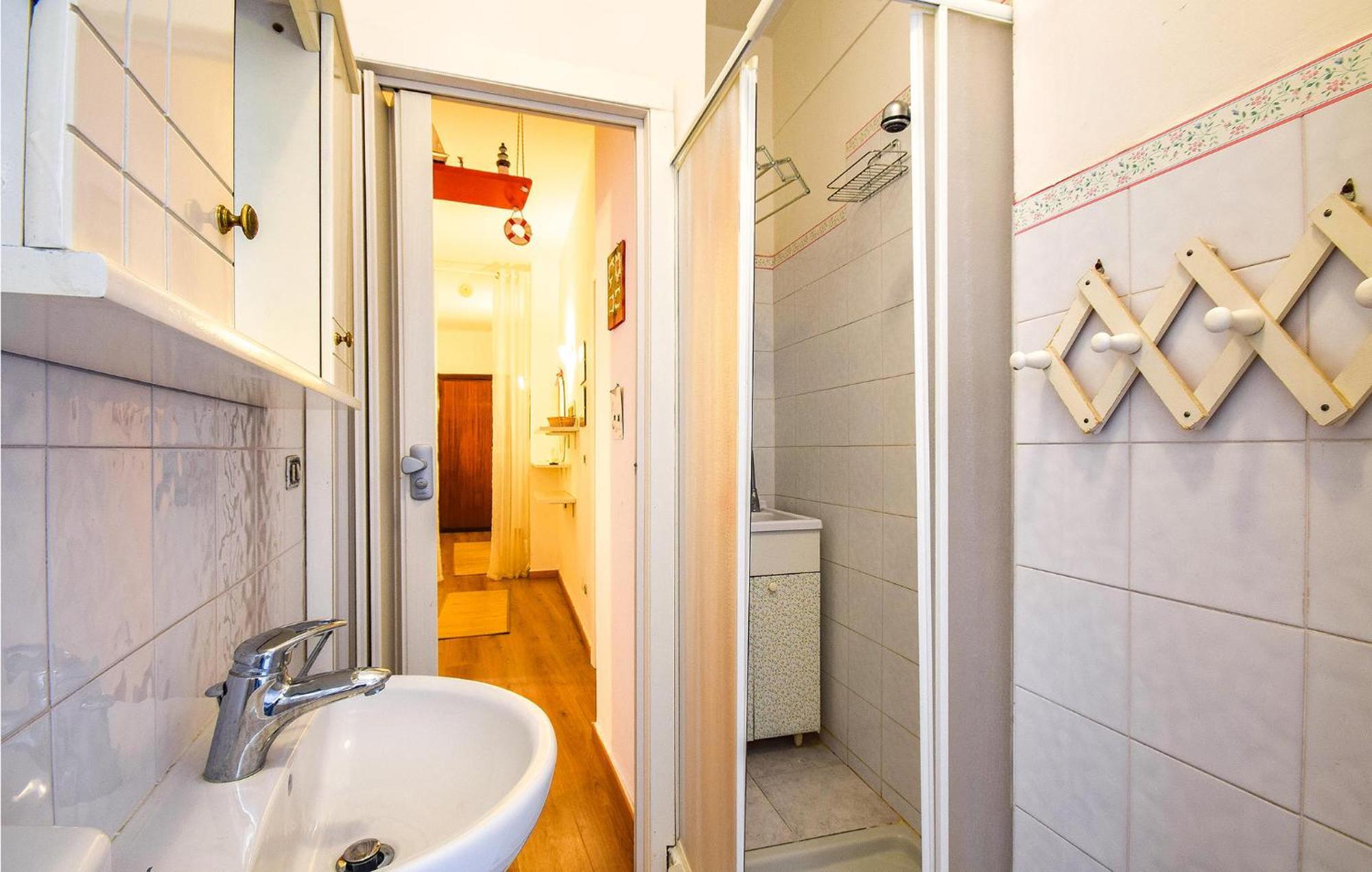 Nice Apartment In Loano With Kitchenette Kültér fotó